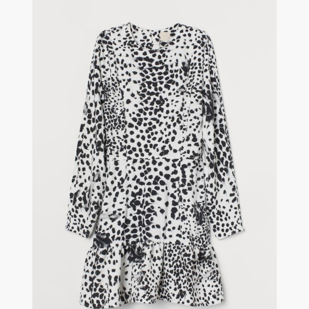 H&M Tapered Waist Dress